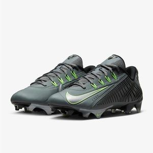 NWOT Nike Vapor Edge 360 VC Men’s Football Cleats